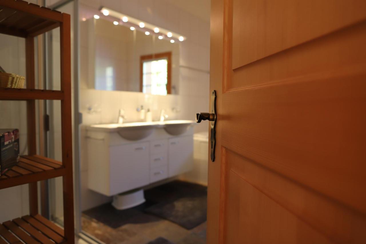 Excellent Flat With A Fantastic View Of The Eiger! Apartment Grindelwald Bagian luar foto