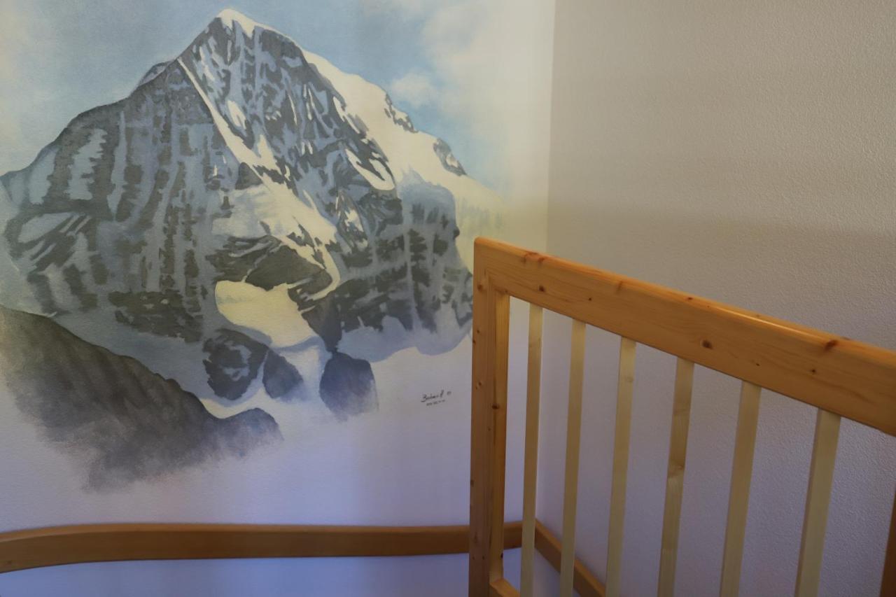 Excellent Flat With A Fantastic View Of The Eiger! Apartment Grindelwald Bagian luar foto